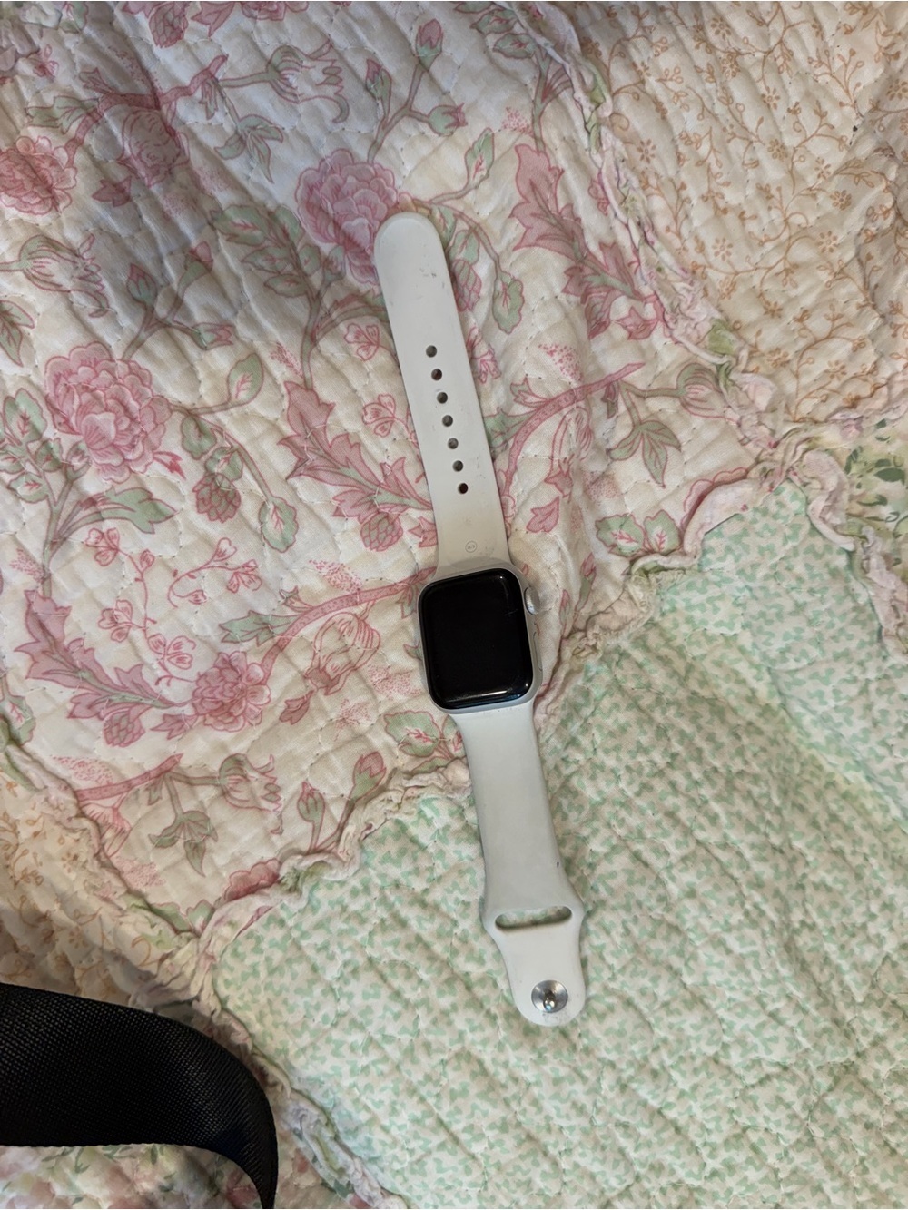 White Smartwatch with Silicone Band - Unbranded